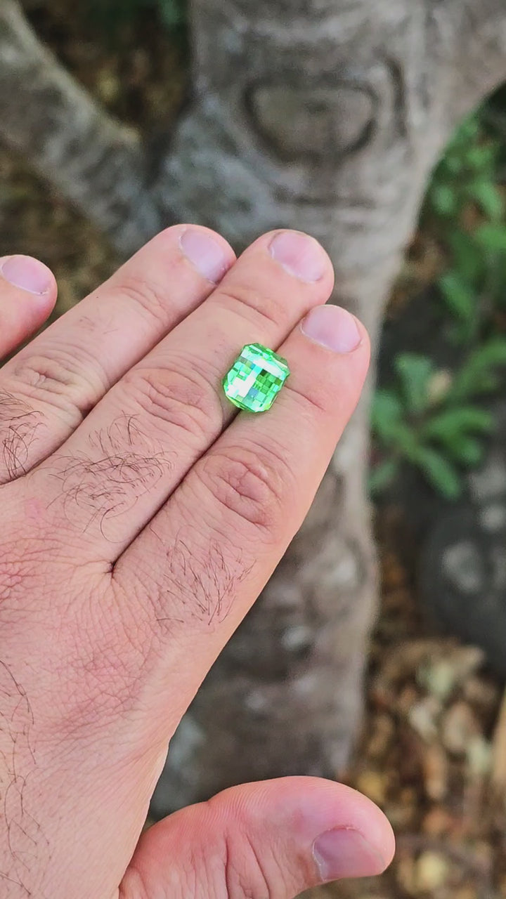 Djeva Green Lab Sapphire, Pixel Rectangle Cut, 8.35 Carats