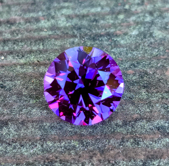 Purple Lab Sapphire, Modern Round Brilliant Cut, 5.16 Carats
