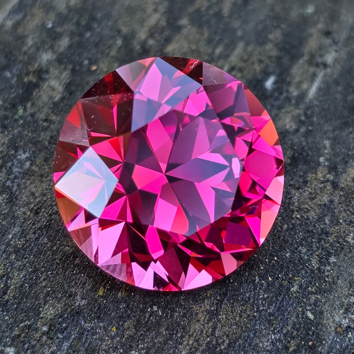 Czochralski Titanium Pink Sapphire, Traditional Round Brilliant Cut, 18.81 Carats