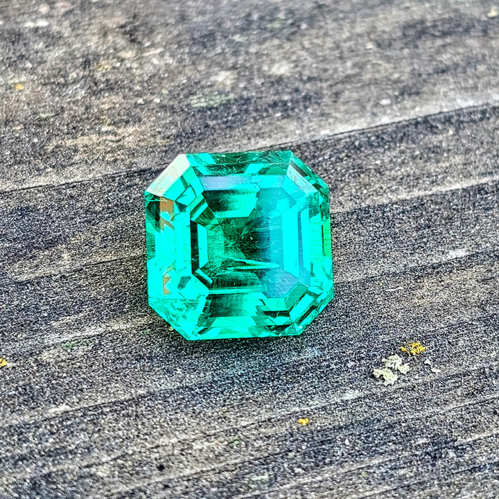 Colombian Color Green Lab Emerald, Asscher Cut, 5.13 Carats