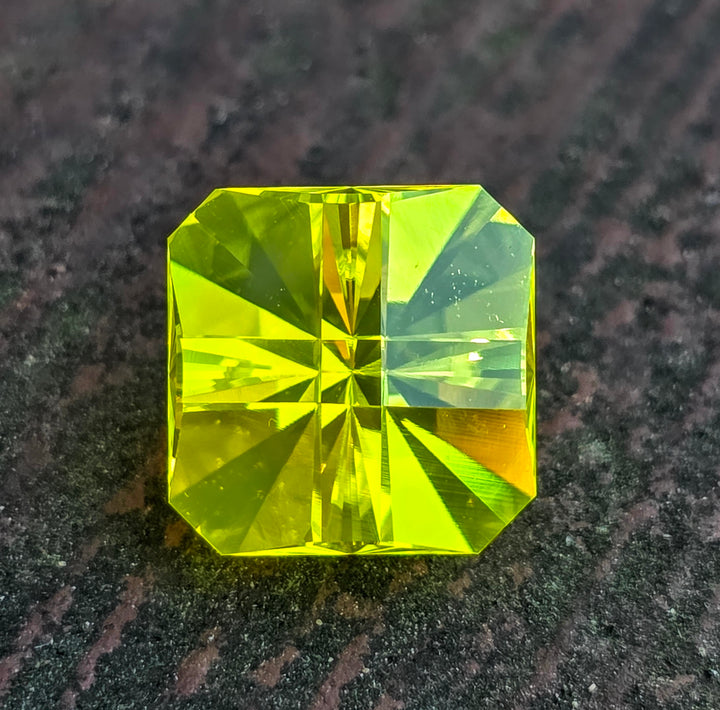 "Ultra" Glow In The Dark Lab Garnet, Cross Square Cut, 19.10 Carats
