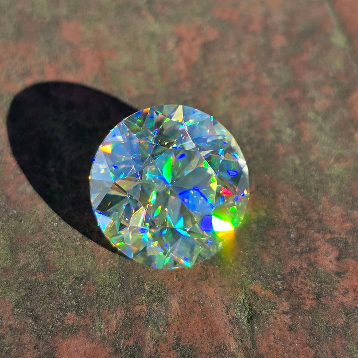 White Rutile 🌈🍭🦄, Traditional Round Brilliant Cut, 10.60 Carats