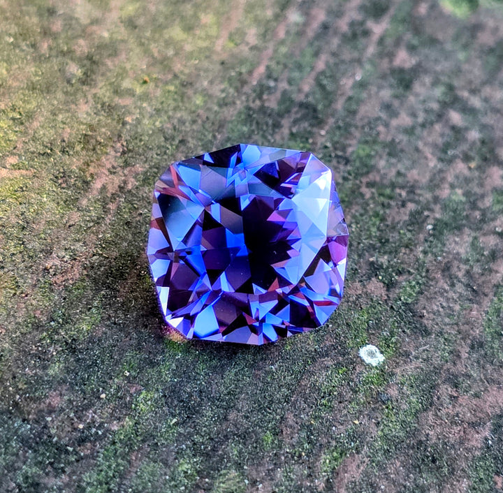 Light Purple Lab Sapphire, House Of Sylas Cushion Cut, 10.40 Carats
