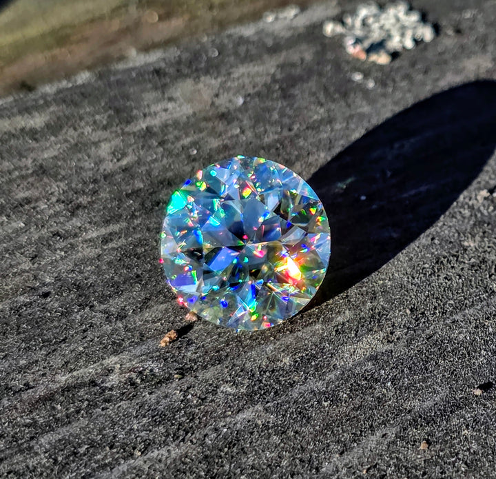 White Rutile 🌈🍭🦄, Traditional Round Brilliant Cut, 9.50 Carats