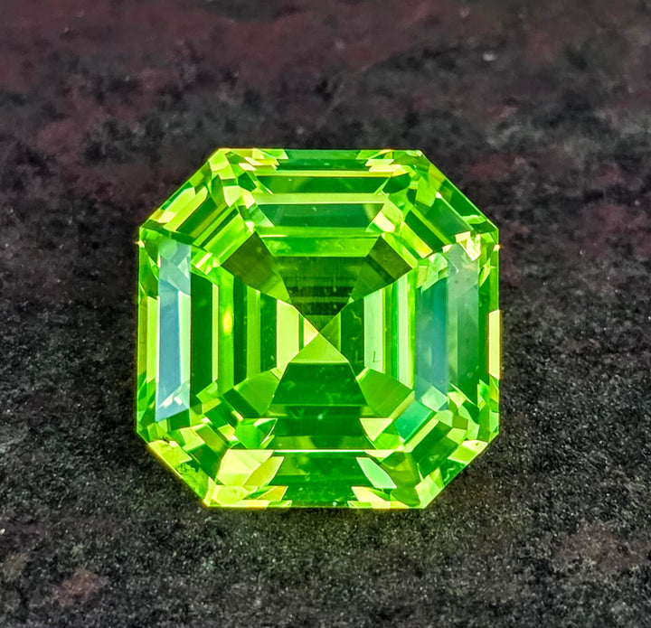 Green LuAG, Asscher Cut, 21.62 Carats