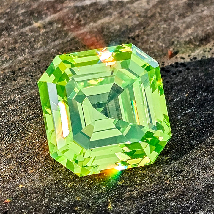 Green LuAG, Asscher Cut, 32.18 Carats