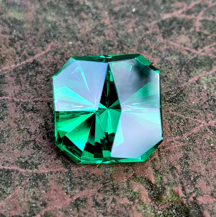 Green CTH YAG, Tessellation Cut, 8.40 Carats