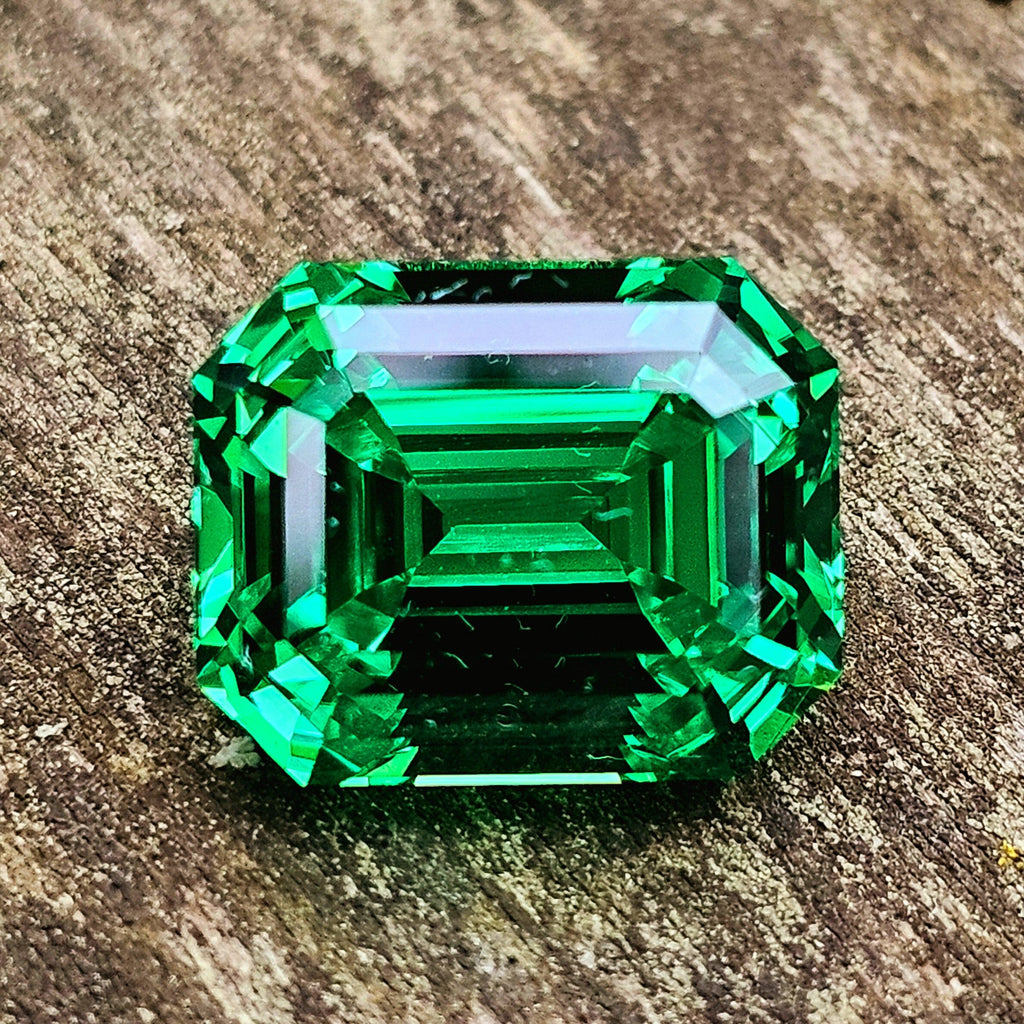 vivid-green-vanadium-yag- 